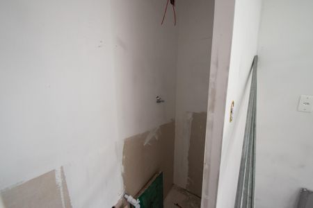Banheiro de kitnet/studio para alugar com 1 quarto, 9m² em Ipiranga, São Paulo