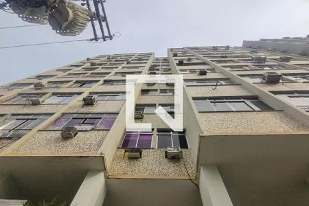Apartamento à venda com 79m², 2 quartos e sem vagaFachada