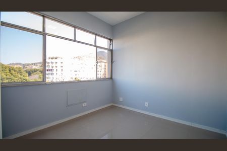 Apartamento à venda com 79m², 2 quartos e sem vagaQuarto 2