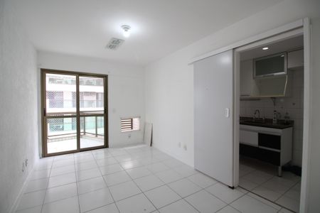 Sala de apartamento para alugar com 2 quartos, 75m² em Barra Olímpica, Rio de Janeiro