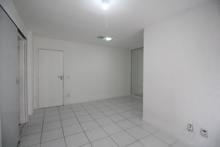 Sala de apartamento para alugar com 2 quartos, 75m² em Barra Olímpica, Rio de Janeiro