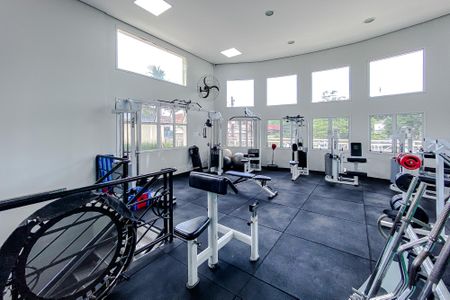 Apartamento à venda com 145m², 3 quartos e 2 vagas Apartamento à venda com 145m², 3 quartos e 2 vagasÁrea comum - Academia