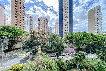 Apartamento à venda com 145m², 3 quartos e 2 vagas Apartamento à venda com 145m², 3 quartos e 2 vagasVista da Varanda