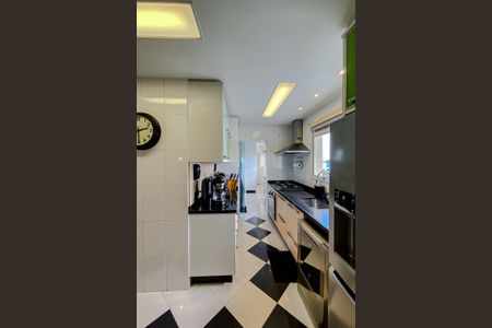 Apartamento à venda com 145m², 3 quartos e 2 vagas Apartamento à venda com 145m², 3 quartos e 2 vagasCozinha