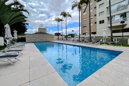 Apartamento à venda com 145m², 3 quartos e 2 vagas Apartamento à venda com 145m², 3 quartos e 2 vagasÁrea comum - Piscina