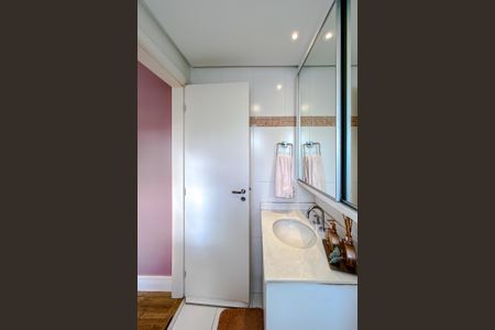 Apartamento à venda com 145m², 3 quartos e 2 vagas Apartamento à venda com 145m², 3 quartos e 2 vagasBanheiro da Suíte 2