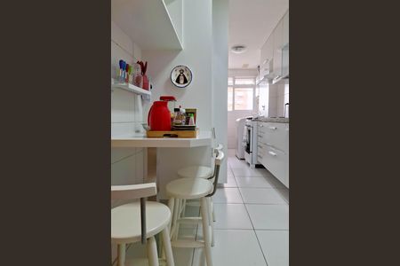 Apartamento à venda com 83m², 2 quartos e 2 vagas Apartamento à venda com 83m², 2 quartos e 2 vagasCozinha