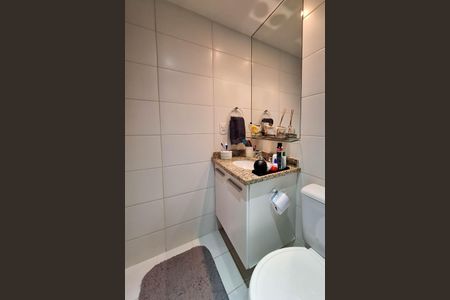 Apartamento à venda com 83m², 2 quartos e 2 vagas Apartamento à venda com 83m², 2 quartos e 2 vagasBanheiro Social