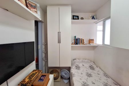 Apartamento à venda com 83m², 2 quartos e 2 vagas Apartamento à venda com 83m², 2 quartos e 2 vagasEscritório