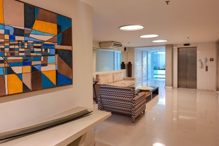 Apartamento à venda com 83m², 2 quartos e 2 vagas Apartamento à venda com 83m², 2 quartos e 2 vagasÁrea comum