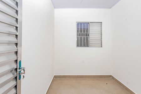 Quarto 1 de casa para alugar com 2 quartos, 40m² em Jardim Seckler, São Paulo