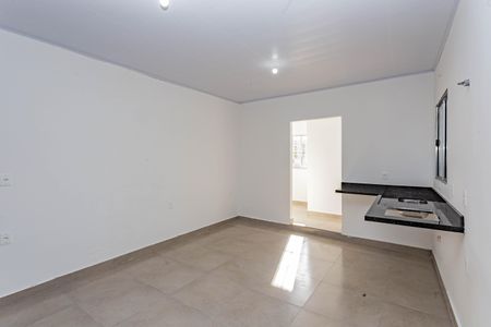 Sala e cozinha de casa para alugar com 2 quartos, 40m² em Jardim Seckler, São Paulo