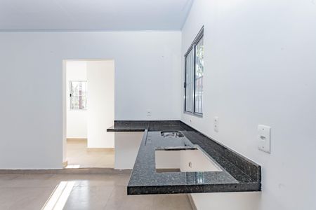 Cozinha de casa para alugar com 2 quartos, 40m² em Jardim Seckler, São Paulo