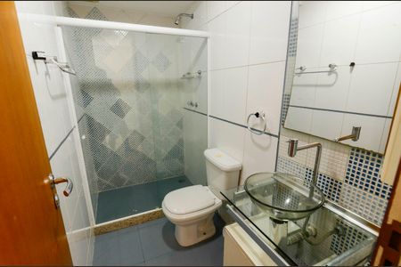 Apartamento à venda com 158m², 3 quartos e 1 vaga Apartamento à venda com 158m², 3 quartos e 1 vagaBanheiro Social