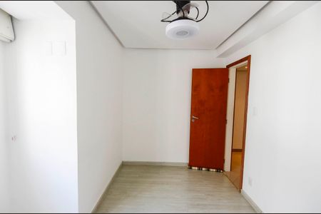 Apartamento à venda com 158m², 3 quartos e 1 vaga Apartamento à venda com 158m², 3 quartos e 1 vagaQuarto 1