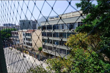 Apartamento à venda com 158m², 3 quartos e 1 vaga Apartamento à venda com 158m², 3 quartos e 1 vagaSala