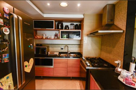 Apartamento à venda com 158m², 3 quartos e 1 vaga Apartamento à venda com 158m², 3 quartos e 1 vagaCozinha