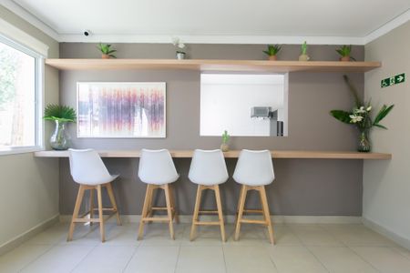 Apartamento para alugar com 32m², 2 quartos e sem vaga Apartamento para alugar com 32m², 2 quartos e sem vagaÁrea comum - Salão de Festas