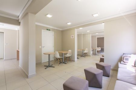 Apartamento para alugar com 32m², 2 quartos e sem vaga Apartamento para alugar com 32m², 2 quartos e sem vagaÁrea comum - Salão de Festas