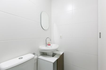 Apartamento para alugar com 32m², 2 quartos e sem vaga Apartamento para alugar com 32m², 2 quartos e sem vagaBanheiro