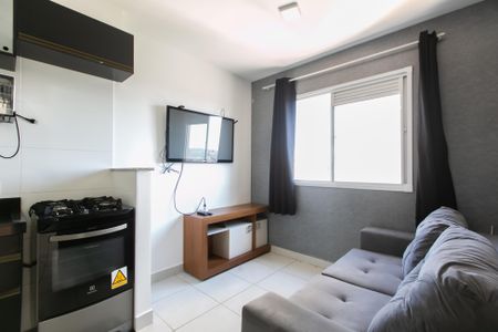 Apartamento para alugar com 32m², 2 quartos e sem vaga Apartamento para alugar com 32m², 2 quartos e sem vagaSala/Cozinha