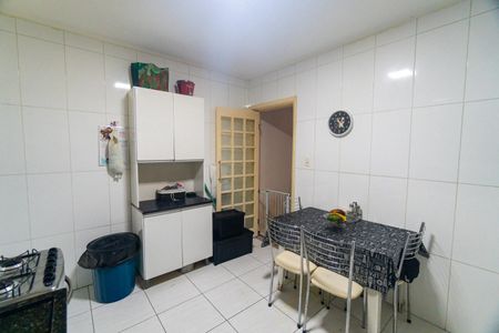Casa à venda com 103m², 2 quartos e 1 vagaCozinha