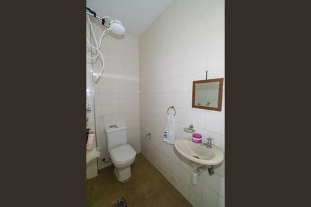 Casa à venda com 103m², 2 quartos e 1 vagaBanheiro de serviço