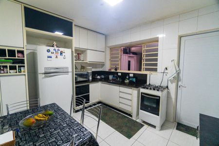 Casa à venda com 103m², 2 quartos e 1 vagaCozinha