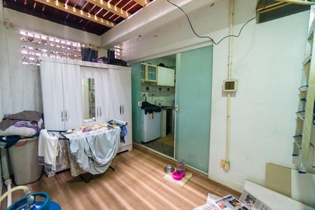 Casa à venda com 103m², 2 quartos e 1 vagaQuintal