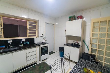 Casa à venda com 103m², 2 quartos e 1 vagaCozinha