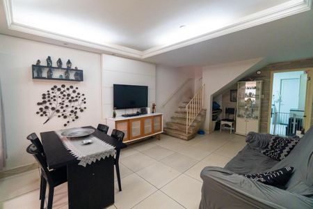 Sala de casa à venda com 2 quartos, 103m² em Parque Jabaquara, São Paulo
