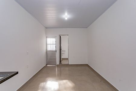 Sala e cozinha de casa para alugar com 1 quarto, 30m² em Jardim Seckler, São Paulo