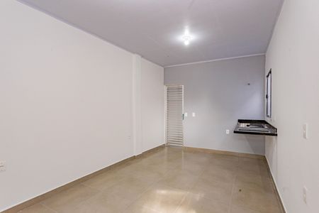 Sala e cozinha de casa para alugar com 1 quarto, 30m² em Jardim Seckler, São Paulo