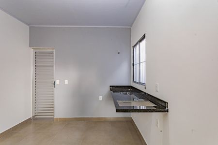 Cozinha de casa para alugar com 1 quarto, 30m² em Jardim Seckler, São Paulo