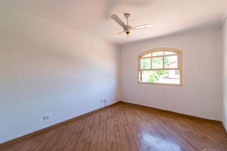 Casa de condomínio à venda com 184m², 2 quartos e 2 vagas