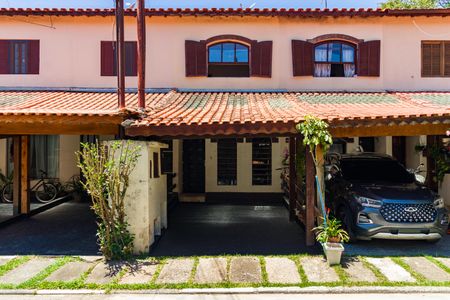 Casa de condomínio à venda com 184m², 2 quartos e 2 vagas