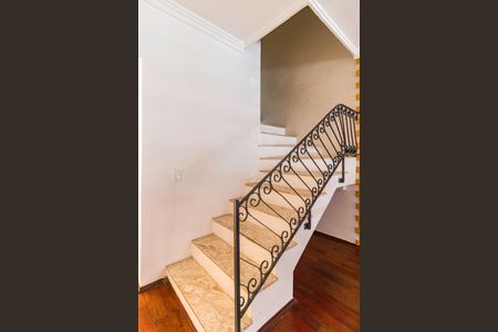 Casa de condomínio à venda com 184m², 2 quartos e 2 vagas