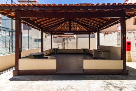 Casa de condomínio à venda com 184m², 2 quartos e 2 vagas