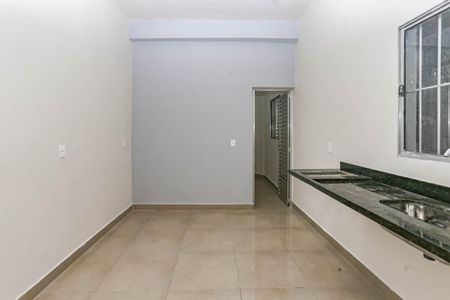 Cozinha e Área de Serviço de casa para alugar com 1 quarto, 20m² em Jardim Seckler, São Paulo