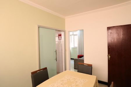 Apartamento à venda com 93m², 3 quartos e 1 vaga Apartamento à venda com 93m², 3 quartos e 1 vagaSala de Jantar