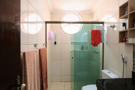 Apartamento à venda com 93m², 3 quartos e 1 vaga Apartamento à venda com 93m², 3 quartos e 1 vagaBanheiro