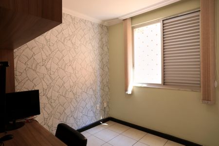 Apartamento à venda com 93m², 3 quartos e 1 vaga Apartamento à venda com 93m², 3 quartos e 1 vagaEscritório