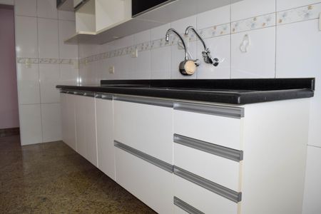 Apartamento à venda com 73m², 2 quartos e 1 vagaCozinha