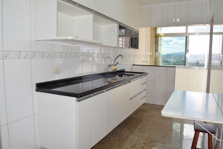 Apartamento à venda com 73m², 2 quartos e 1 vagaCozinha