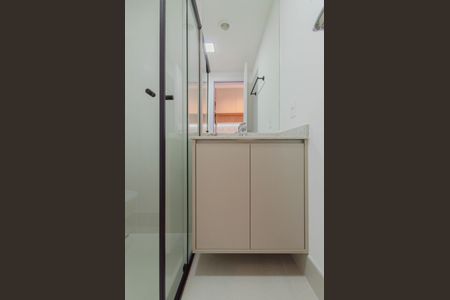 Banheiro de kitnet/studio para alugar com 1 quarto, 30m² em Vila Mariana, São Paulo