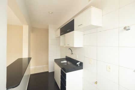 Apartamento para alugar com 44m², 2 quartos e 1 vaga Apartamento para alugar com 44m², 2 quartos e 1 vagaCozinha e Área de Serviço