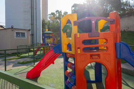 Apartamento para alugar com 44m², 2 quartos e 1 vaga Apartamento para alugar com 44m², 2 quartos e 1 vagaÁrea comum - Playground