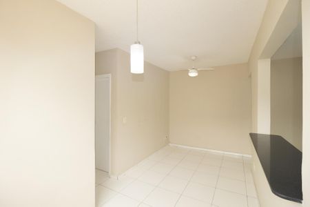 Sala de apartamento para alugar com 2 quartos, 44m² em Campo Grande, Rio de Janeiro