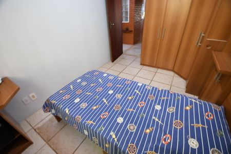 Casa de condomínio para alugar com 476m², 4 quartos e 2 vagasQuarto 4