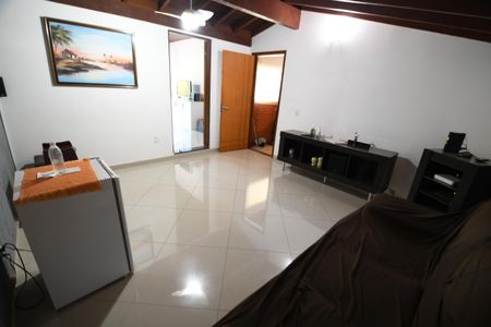 Casa de condomínio para alugar com 476m², 4 quartos e 2 vagasSala 2